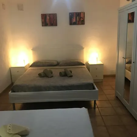 Reina Guest house